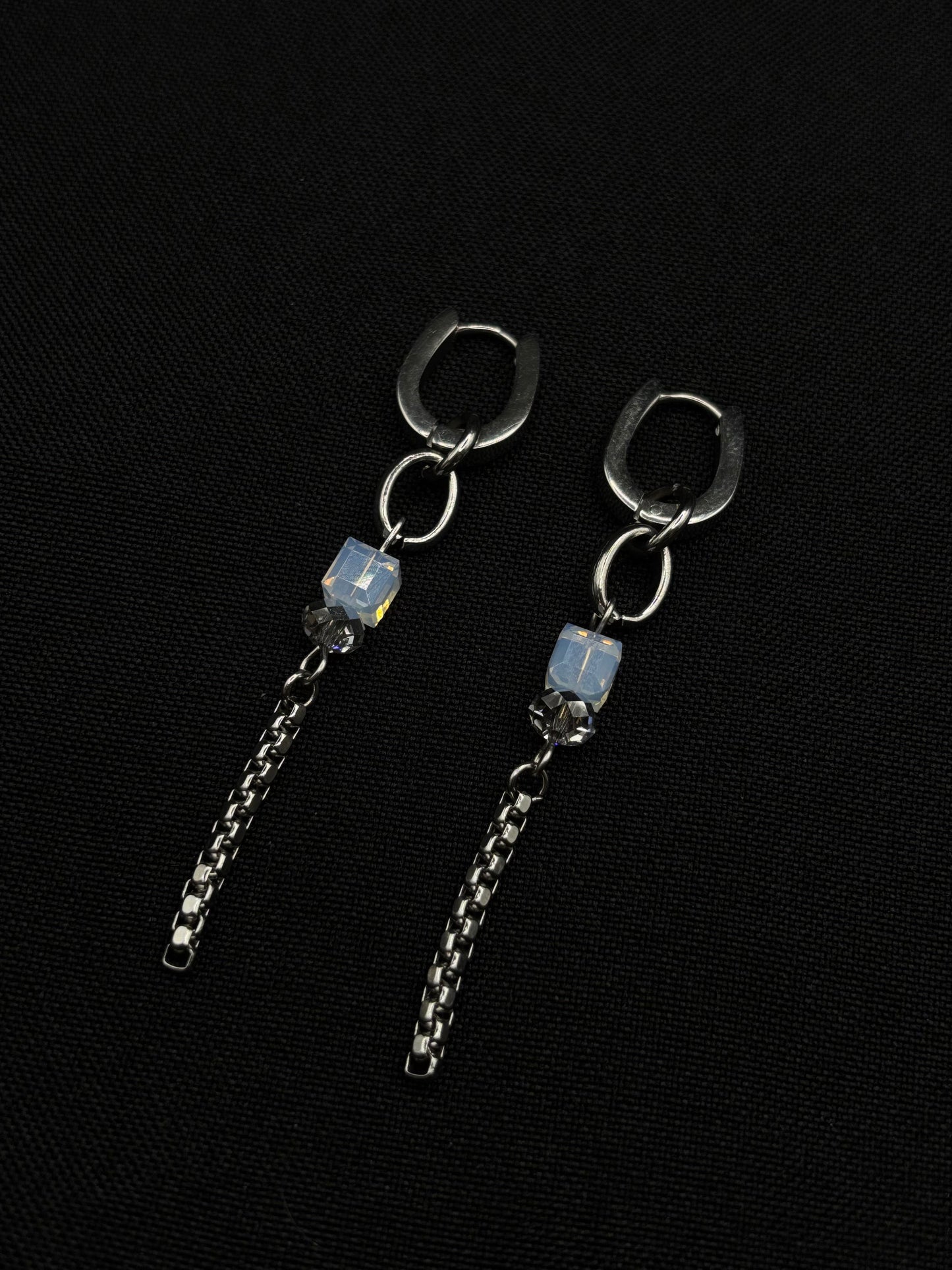 ELY (plusieurs variantes disponibles)